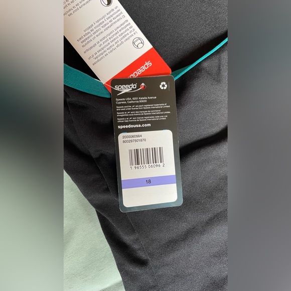 Speedo Women's Swimsuit One Piece Endurance+ Swimsuit - Picture 5 of 6